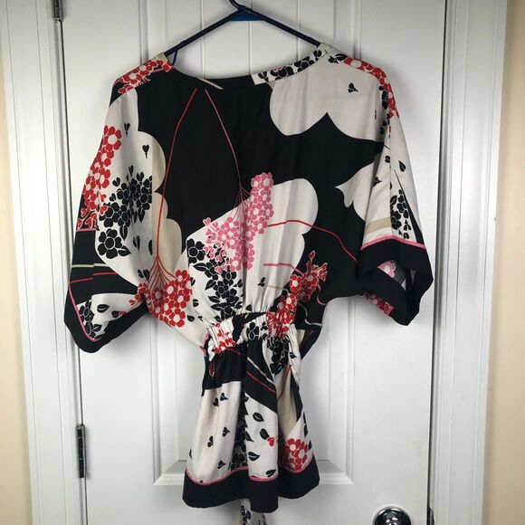 New York Company Kimono Sleeve Blouse Top Size S Black Floral Satin Belted - Picture 2 of 8